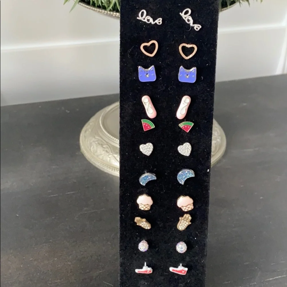 KIDS (D) ALL NEW EARINGS